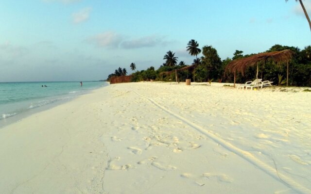 Amra Palace Laamu