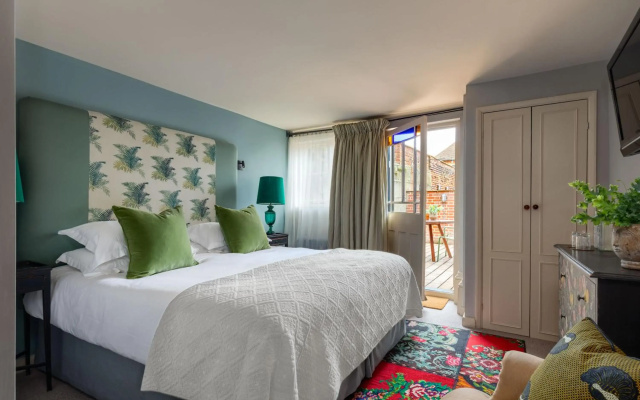 The Falstaff Hotel