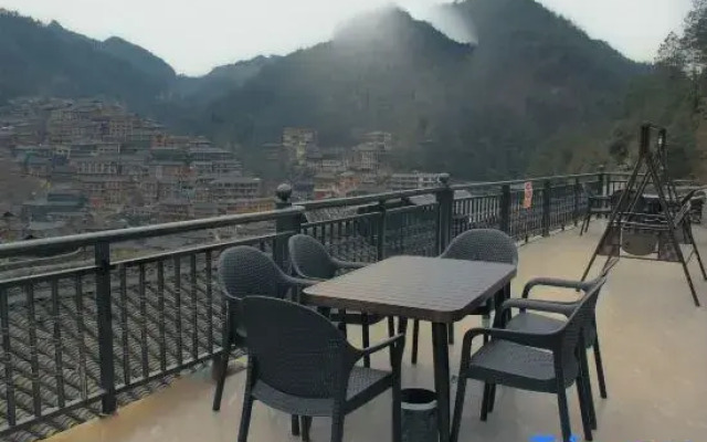 Xijiang Xinqi Hostel (No. 5 Wind Bridge Shop)