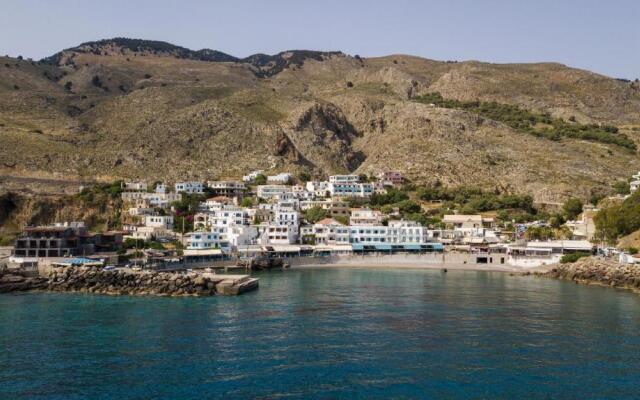 Sfakia Seaside luxury Suites