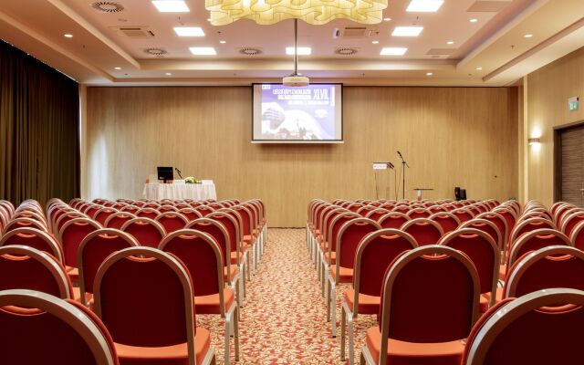 ETO Park Hotel Business & Stadium