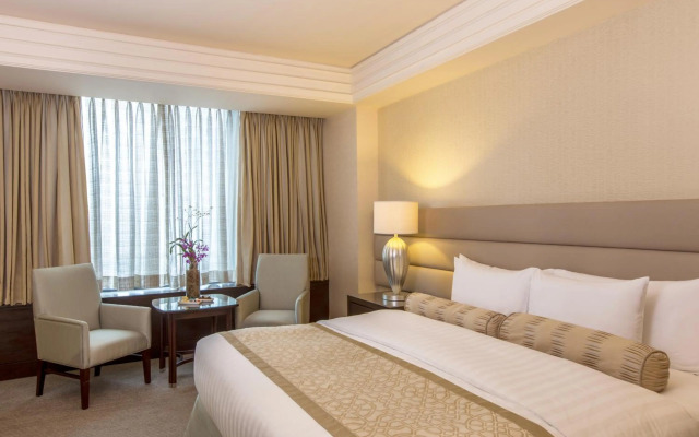 Crimson Hotel Filinvest City Manila