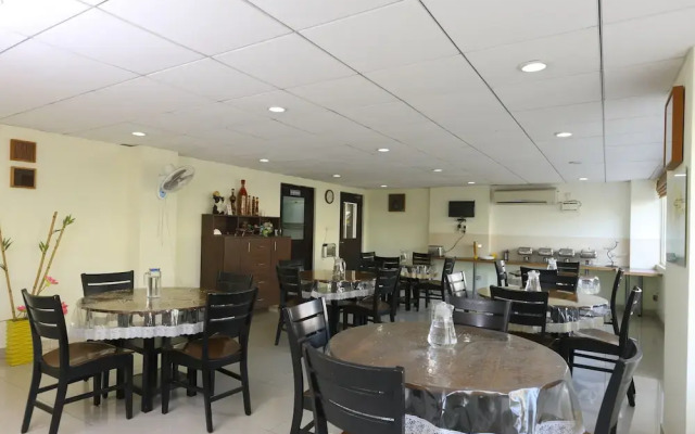 OYO 20002 SilverKey OMR