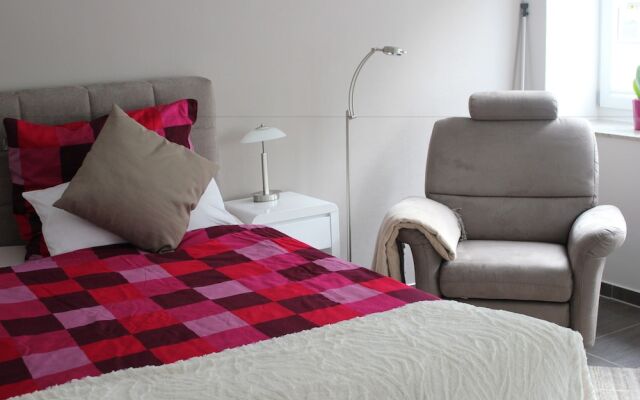 5829 Private Room 1 Person