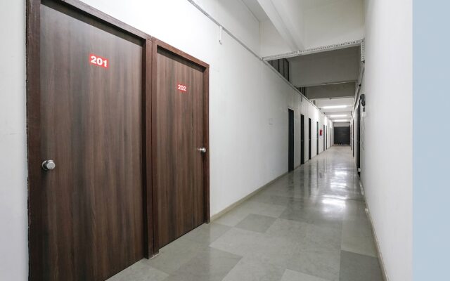 Fabhotel Saubhagya Elite