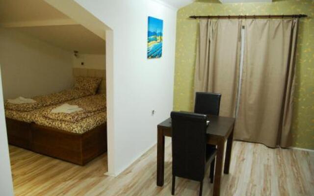Hotel Vila F
