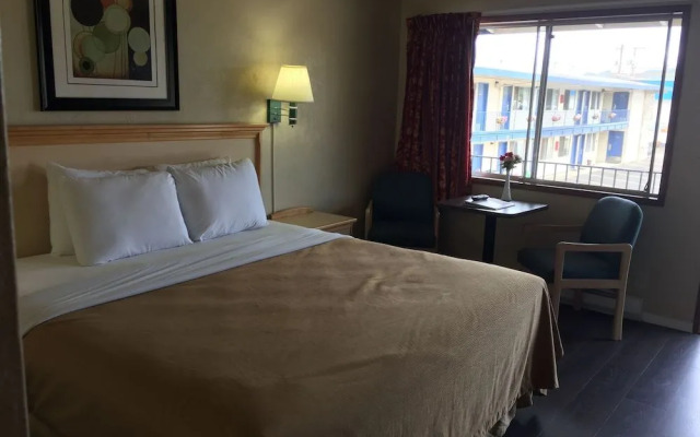 Economy Inn Reedsport