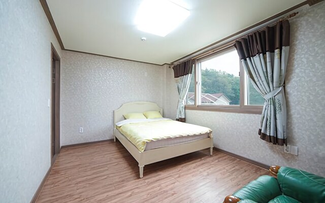 Yeoju Midmi Pension