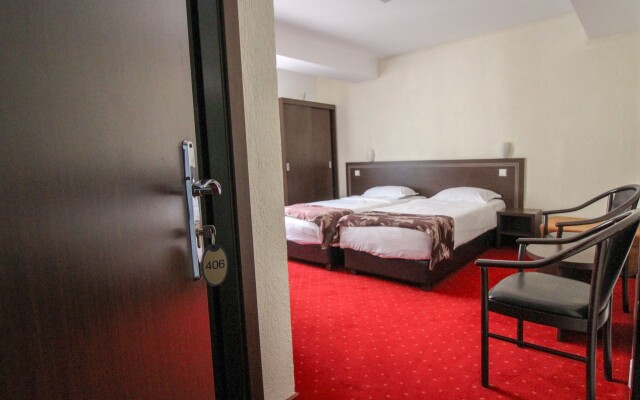 Hotel Razvan