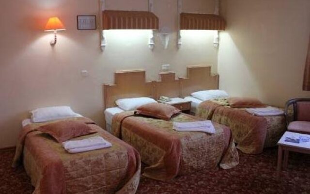 1943 Tarihi Emniyet Otel