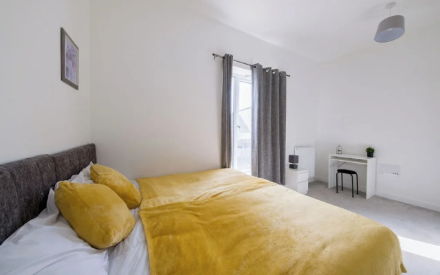 2 Bedroom in Birmingham by Stayfolk