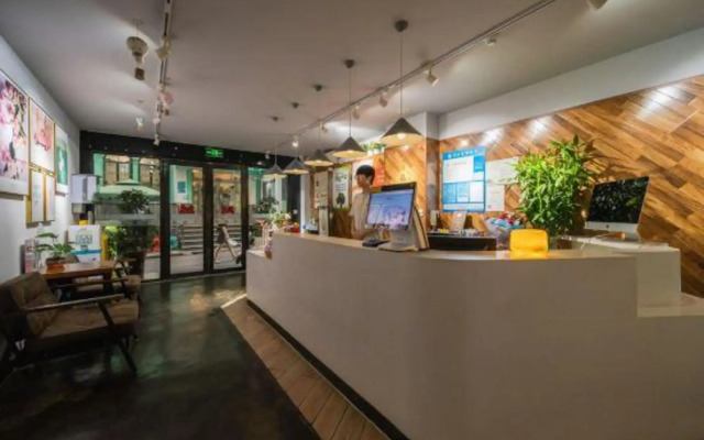 Pod Select Hotel (Suzhou Shantang Street Shilu Subway Station)