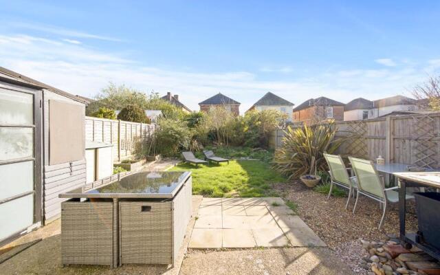 Family Friendly 3Br House W Garden Bbq