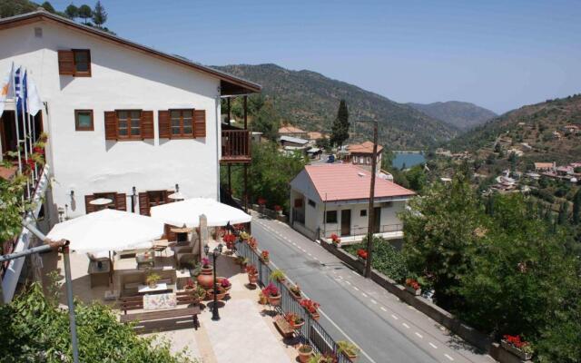 ATRATSA Mountain Suites