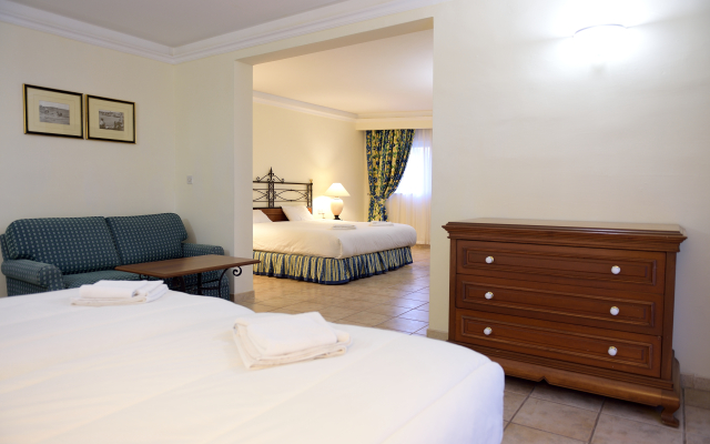 Oriana Hotel