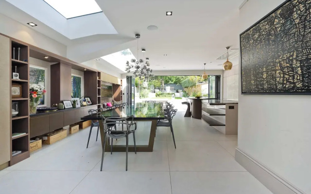 7bed Notting Hill W/garden, Games Room & Parking