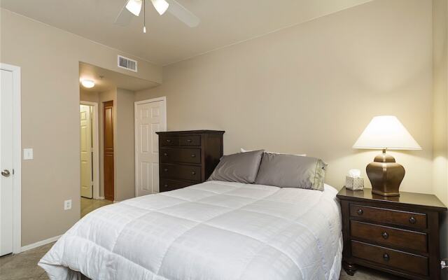 Wonderland 2 BR by Casago