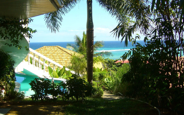 Sunrise Palais Boracay