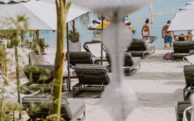 Margarita Sea Side Hotel