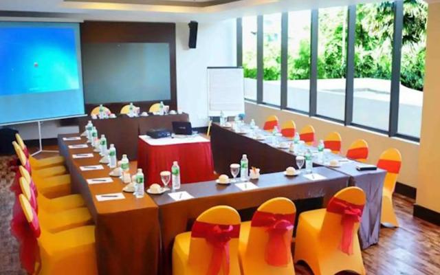 Kyriad Bumiminang Hotel