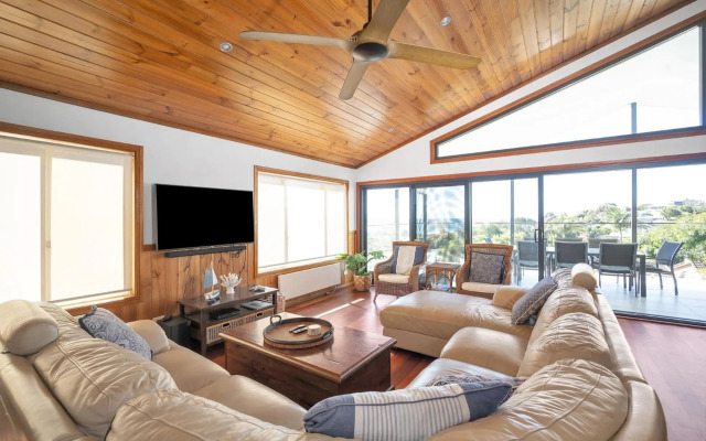 NOBLEVIEW Gerringong 4pm check out Sundays