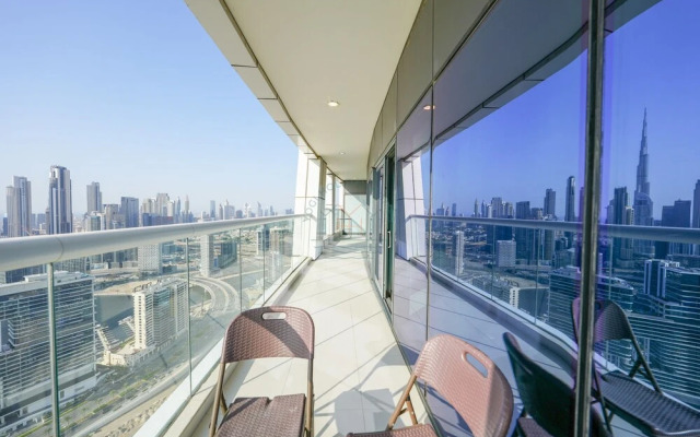 Yogi - Amazing 2Br Apt With Burj Khalifa Views
