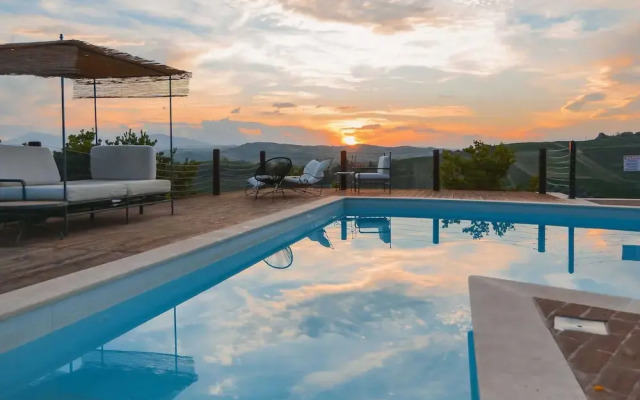 Lovely Apartment in Ascoli Piceno with Hot Tub