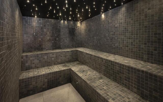 Caprici Beach Hotel & Spa