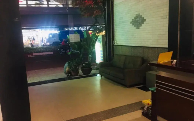 Tan Truong Son Hotel