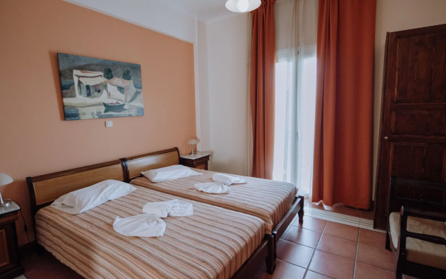 Golden View Beach Hotel