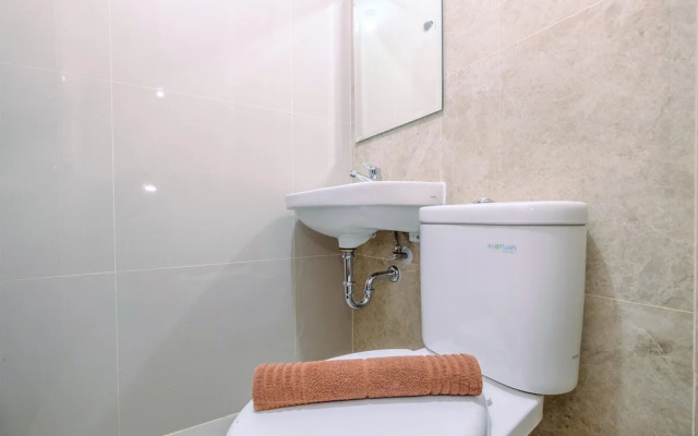 Nice And Cozy Studio At Transpark Cibubur Apartment