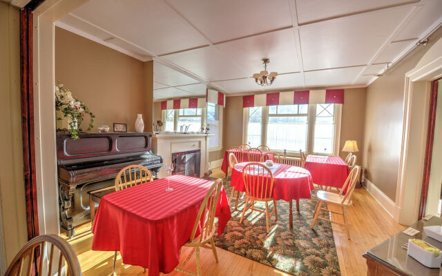 The Sonata Inn