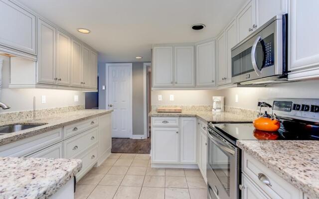 Sierra Lane Condos