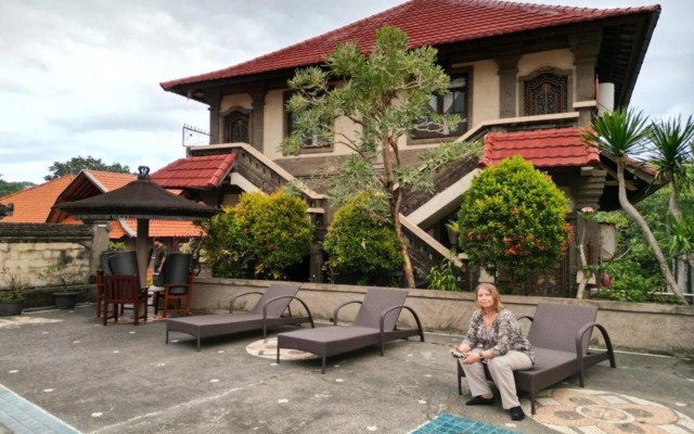 Pande Permai Bungalows
