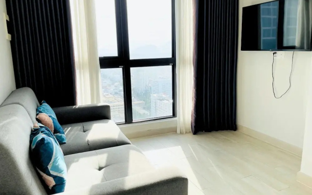 Gold Coast Apartment by San Village