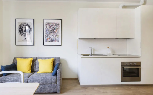 Mi-brgz1a2 Bergonzoli Place - Bilo A - Dance