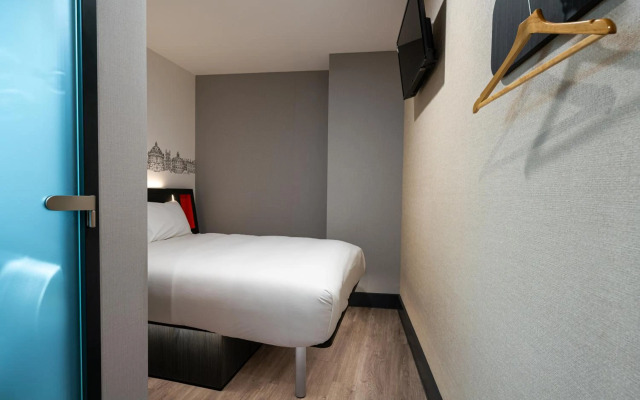 easyhotel Oxford