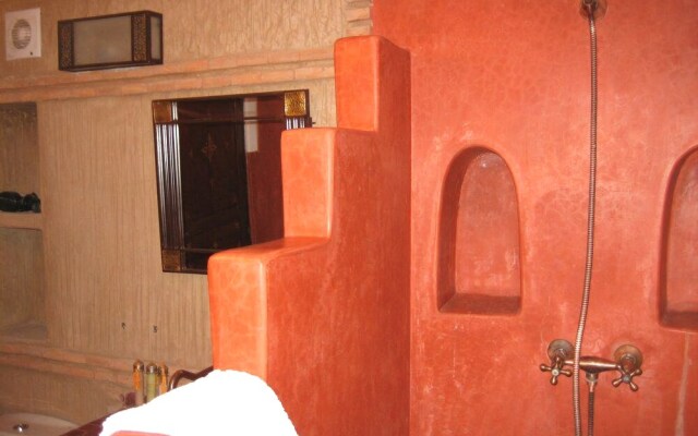Riad Katia