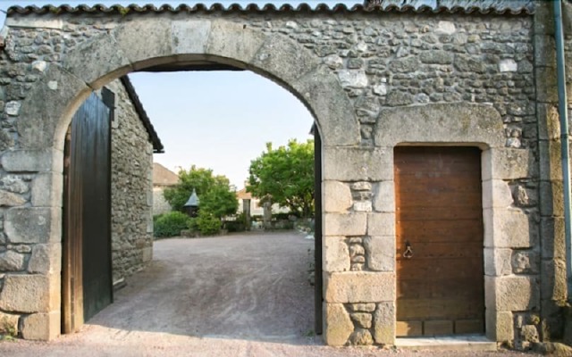 Hotel Restaurant Le Sully