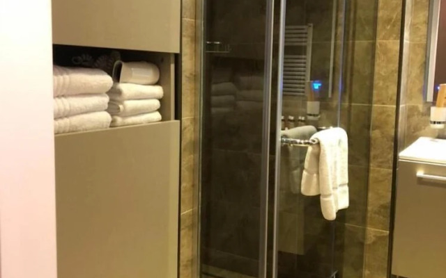 Hotel444