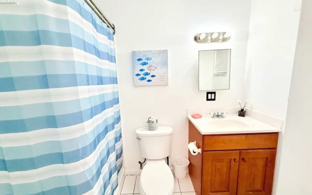 Hollywood Boardwalk Studio Fully Equipped Kitchen