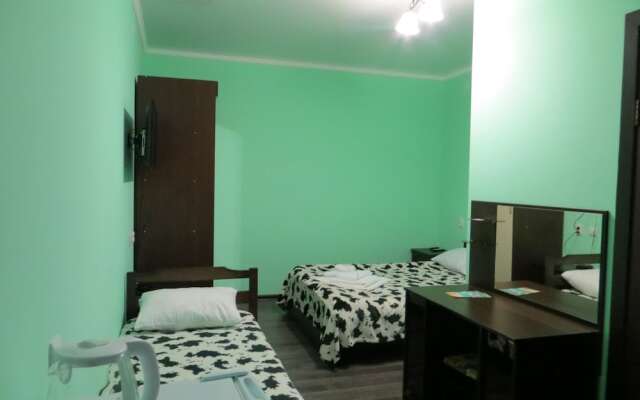?rystal Guest house