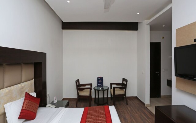 OYO 8898 City Hotels
