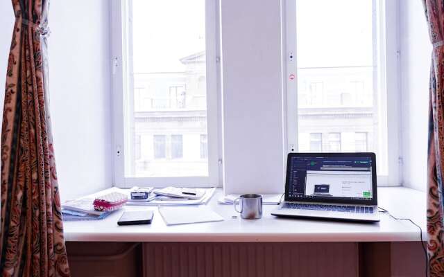 Cozy Place at the Admiralty