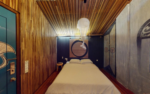 The Happy 8 Retreat @ Old Town