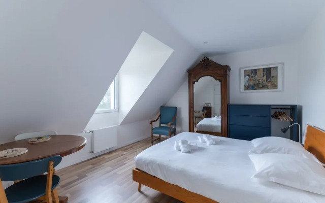 New House With Swimming Pool Near the sea