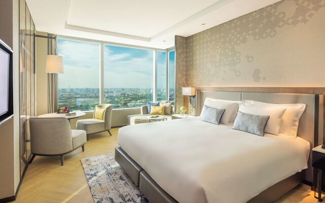 Eastin Grand Hotel Phayathai