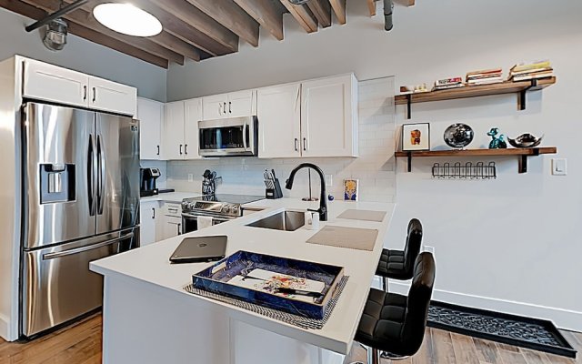 New Listing Contemporary At The 1865 1 Bedroom Condo