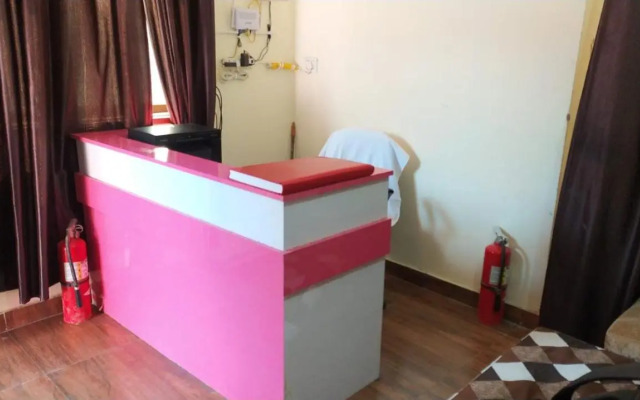 OYO 82741 Mohan Garden Stays