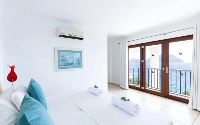 Korsan Guney In Kalkan Belediyesi